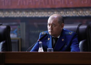 Акылбек Жапаров жаңы баш прокурорду жамаатына тааныштырды