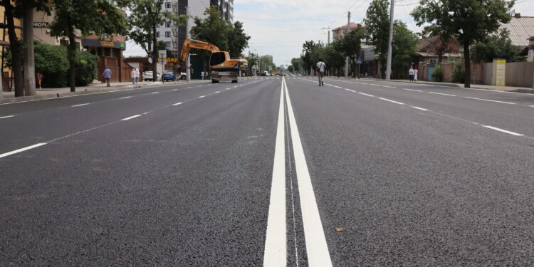 Эртең Бишкектин Ахунбаев жана Байтик баатыр көчөлөрүнүн дагы бир бөлүгү жабылат