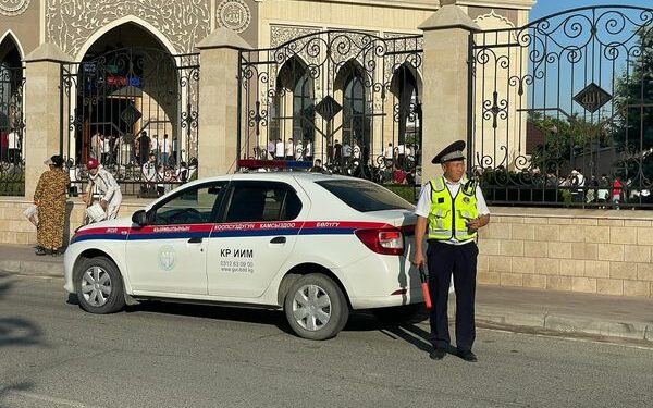 Өлкөдө айт намазы учурунда жол тыгыны катталган жок