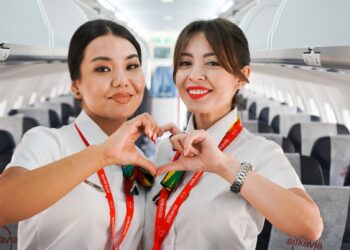 «Ысык-Көл» аэропортунда Ташкенттен биринчи үзгүлтүксүз каттам тосуп алынды