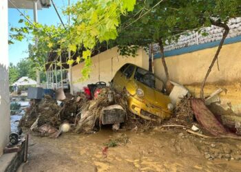 Баткенде 1 районго жана 2 айылга өзгөчө кырдаал режими киргизилди