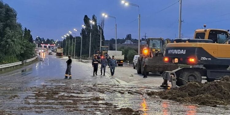 Сел түшкөн Бишкек-Ош жолунун 374-чакырымы ачылды