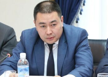 Уланбек Тотуяев Кыргызстандын Пакистандагы элчиси кызматынан бошотулду
