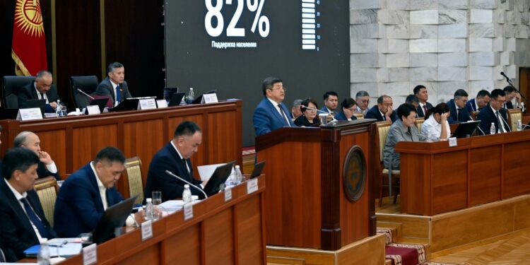 Жогорку Кеңеште административдик-аймактык реформага байланышкан мыйзам долбоорлору биринчи окууда кабыл алынды