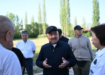 Шакиев: “Инфраструктуралык долбоорлор бүгүнкү күнгө эмес, келечекке ылайык жасалышы керек”
