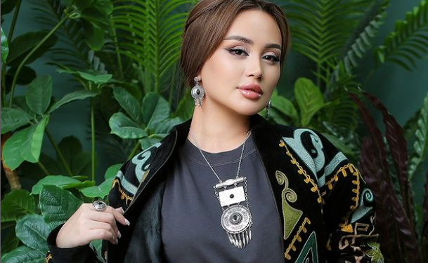 «4 жылдан бери чогуу жашабайбыз». Асел Кадырбекова жеке жашоосуна байланышкан суроолорго чекит койду