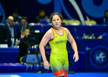 Казак балбан кызы кыргыздардын колдоосуна суктанды