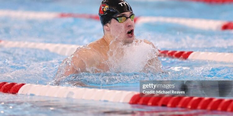 Ийгилик! Бүгүн Денис Петрашов медаль үчүн мелдешет