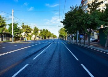 Бишкектин Ахунбаев көчөсү Малдыбаев көчөсүнөн Байтик баатыр көчөсүнө чейинки бөлүгү ачылды