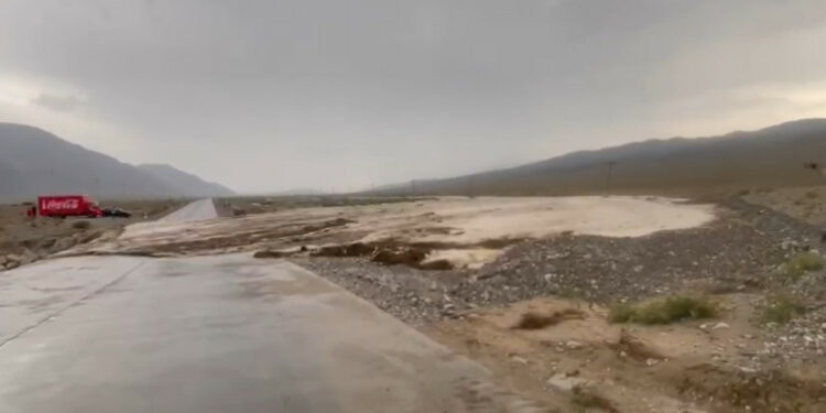 Селден улам Ош-Баткен-Раззаков унаа жолунда каттам токтоду