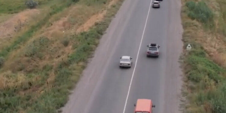 Бишкек-Ош унаа жолунда дрон менен жол эрежесин бузгандар аныкталууда