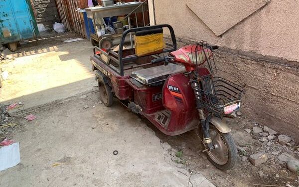 Бишкектин Свердлов районунда таштанды ыргыткан жаранга айып салынды