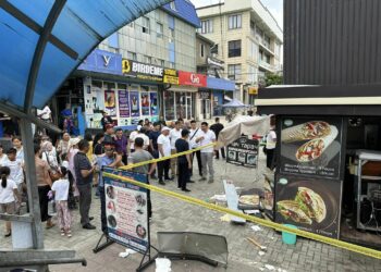 Тилек Текебаев соода жайлардагы коопсуздук эрежелерин көзөмөлгө алууну тапшырды