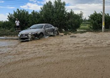 Ош-Гүлчө-Эркечтам унаа жолу жабылды