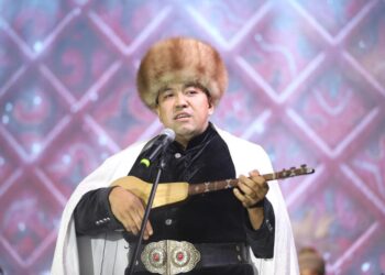 Ташкент шаарында «Кыргыз айылында» кыргыз ырлары жаңырды