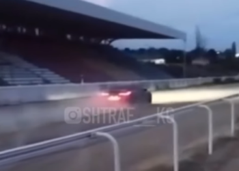 Ысык-Көлдөгү ат майданда тартылган видео тараган соң, 19 жаштагы жигит аныкталды