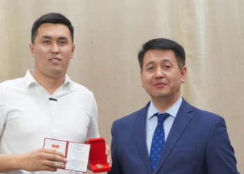 Нурсултан Малдыбаев, Кубат Тукешов… Дагы кимдер “Маданияттын мыкты кызматкери” төш белгисин алды?