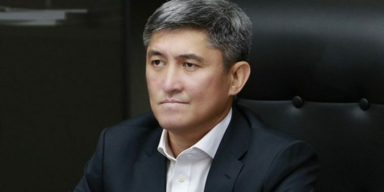 Кыргыз футбол союзунун мурдагы президенти Канатбек Маматов 50 жашка толду