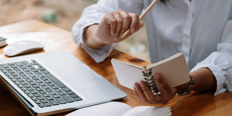 Кыргызстанда 2-сентябрь иш күнү болот