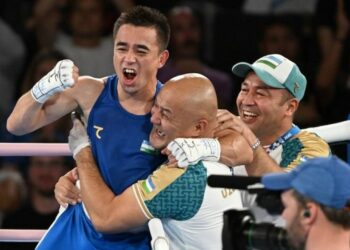 Олимпиадада Өзбекстандын курамасынын башкы машыктыруучусунун жүрөгүнүн согуусу саамга токтогон