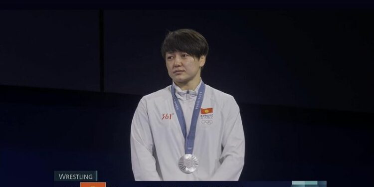 «Мээрим, рахмат! Финалга чыкканың сыйга жана сыймыкка татыктуу». Соцтармактагы реакция