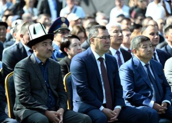 Нурланбек Шакиев “Терек-Таш” клинкер өндүрүүчү заводдун ачылышына катышты