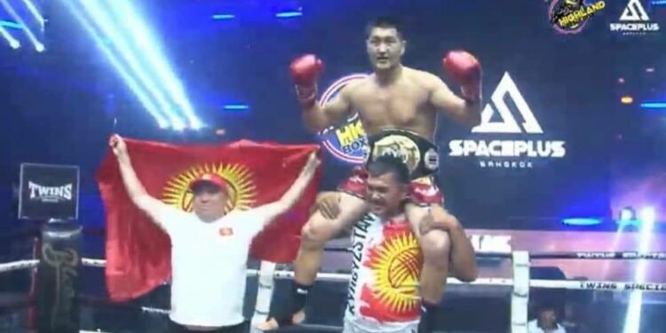 Мурдагы депутат Шайлообек Атазов тай-бокс боюнча чемпиондук курун жеңди (видео)