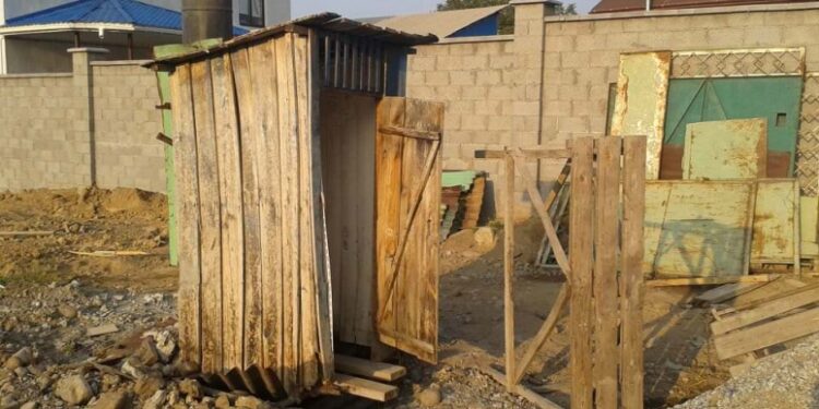 «3 жаштагы кыз дааратканага түшүп кетип, чарчап калган». Казакстандагы жүрөк үшүн алган окуя