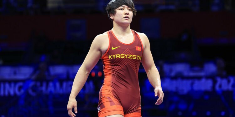 Бали! Мээрим Жуманазарова Олимпиаданын күмүш медалын жеңди