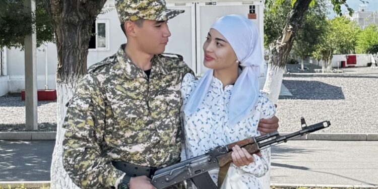 Шаирбек Ташиевдин уулунун аскердик кызмат өтөгөнү маалымдалды