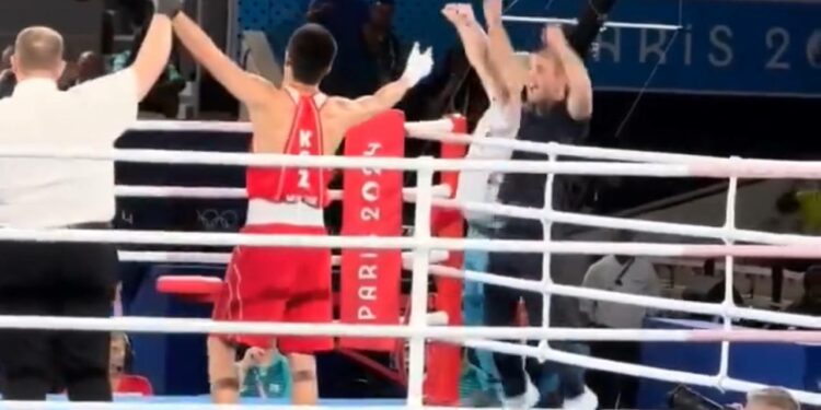 Мунарбек Сейитбек уулунун финалга чыкканына өзбекстандык секунданттын эмоциясы (видео)