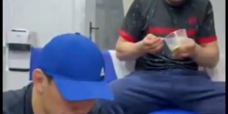 «Кыргыз балбандар Парижде тамак ичип отурат» деген видео боюнча түшүндүрмө беришти