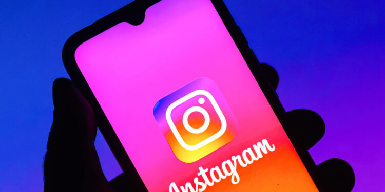 Түркияда Instagram бөгөттөлдү