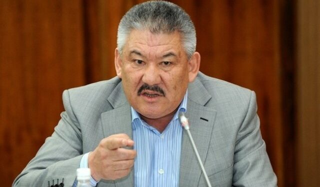 УКМК Азимбек Бекназаровдун эмне үчүн кармалганын айтты