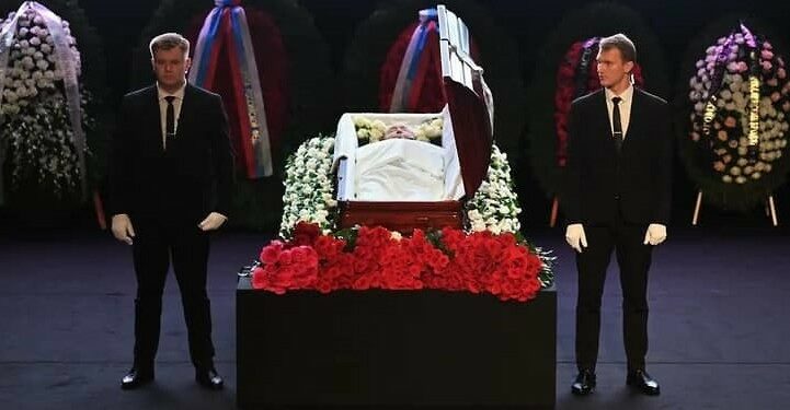 Москвада Александр Масляков менен коштошуу зыйнаты өтүп жатат (сүрөт)