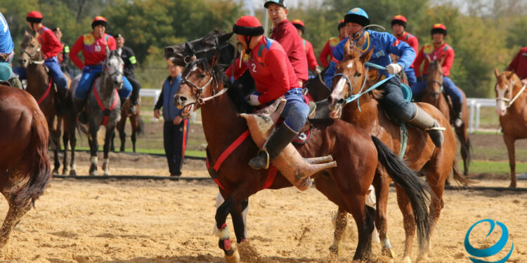 Казакстандын көк пар боюнча курамасы Ысык-Көлгө келбей турганын билдирди