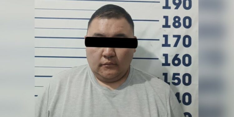 Тааныш кызына iPhone алдырып, акчасын төлөбөй качкан шектүү кармалды