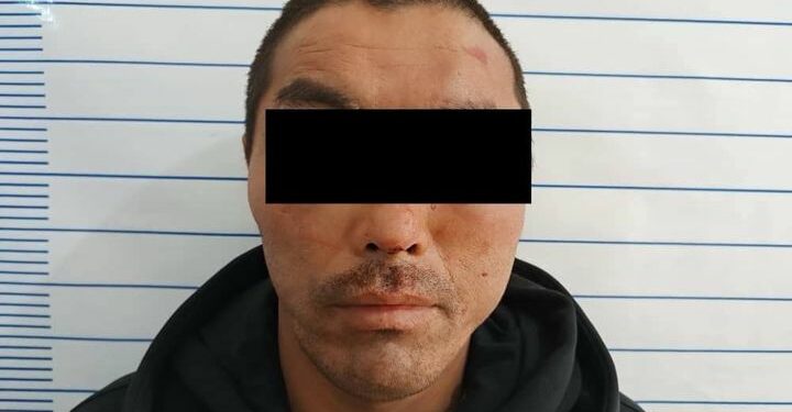 Кеминде эки киши мушташып, бирөөсү көз жумду