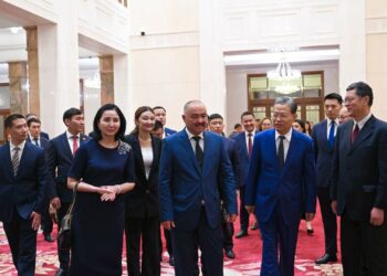 Нурланбек Шакиев Чжао Лэцзи менен жолугушту