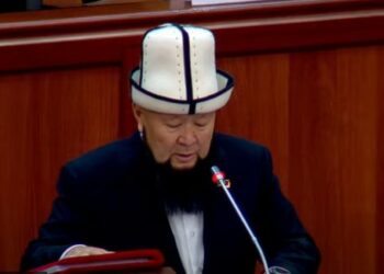 Аккулу Бердиев: «Депутат болгонумду интернеттен окудум»