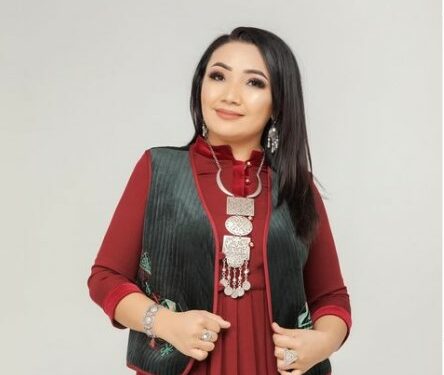 Ырчы Айнура Салахидинова көз жарды