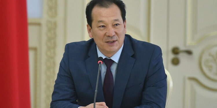 Бактыбек Аманбаев Кыргызстандын АКШдагы элчиси кызматынан бошотулду