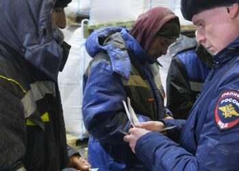 Орусиядагы миграциялык мыйзамдардагы өзгөрүүлөр тууралуу эскертүү берилди