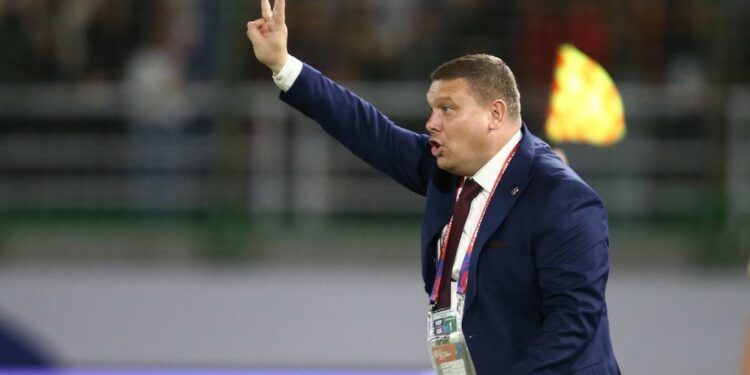 Улуттук курама команданын башкы машыктыруучусу: «Гол жарата ала турган учурларыбызды пайдалана албай калдык»