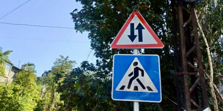 Бишкекте эки борбордук көчө эки тараптуу болот