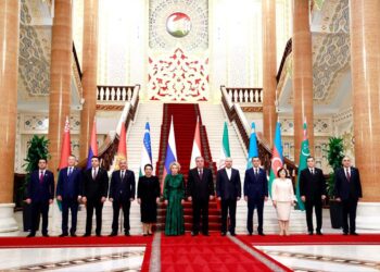 Шакиев Рахмон менен жолугушту. Эмне тууралуу сүйлөшүштү?