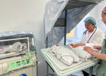 Нарында 3 эм жарыкка келди