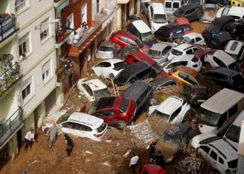 Испаниядагы суу ташкындан каза болгондордун арасында Кыргыз жарандары жок