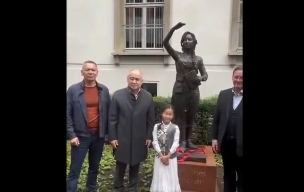 Германияда “Кыргыз кызы” айкели орнотулду. Ага Бабанов демөөрчү болгон (видео)