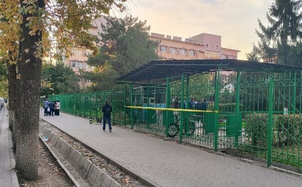 Бишкектеги мектептен бомба изделди